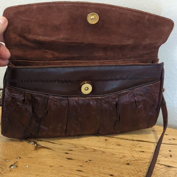 Vintage Leather of the Sea Brown Eel Skin Flap Closure Crossbody Handbag - Picture 4 of 9